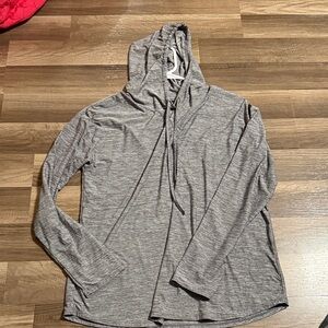 32 Degrees women’s  Heathered Gray long sleeve pullover shirt size Medium